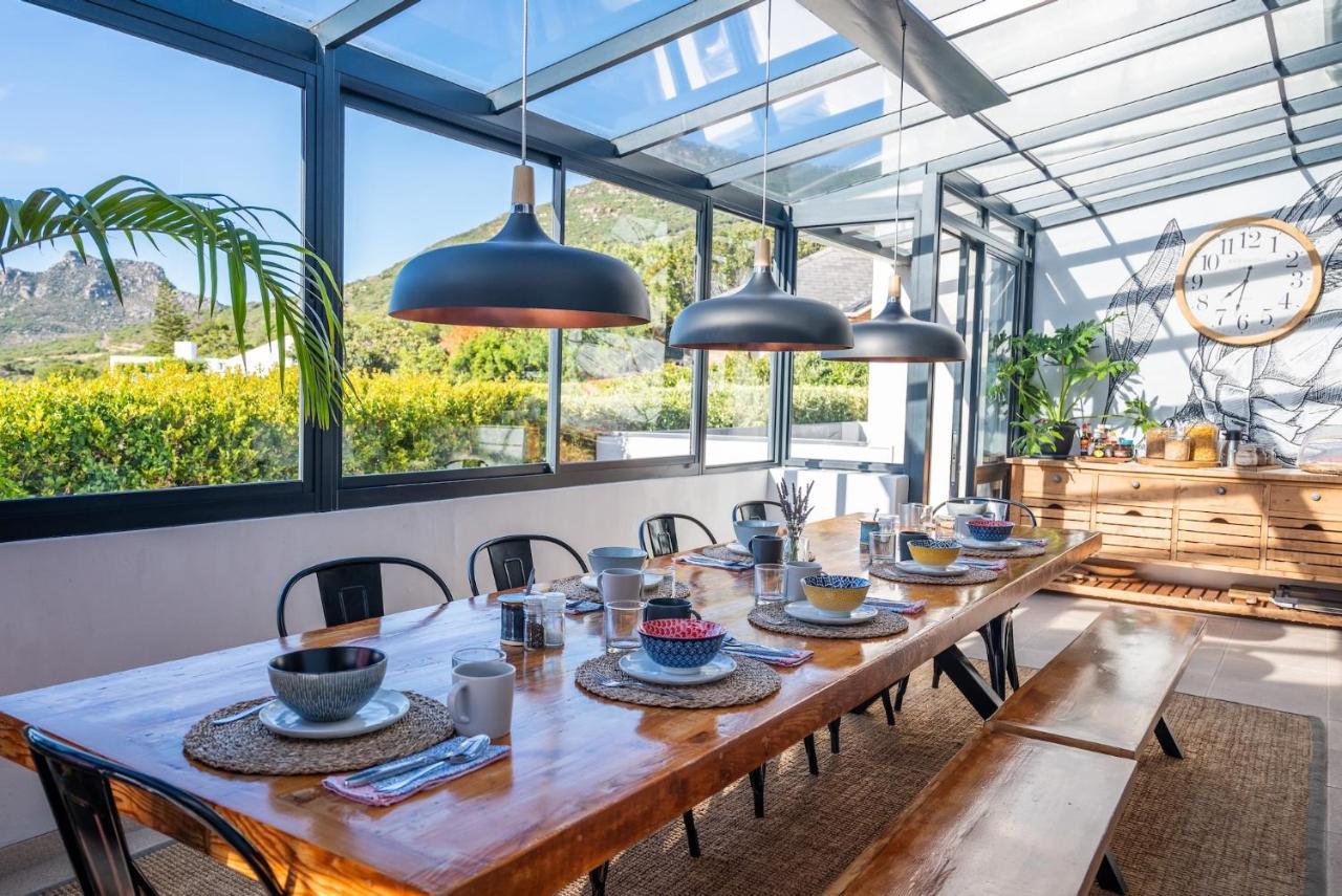Hout & About Guest House Hout Bay Exterior foto