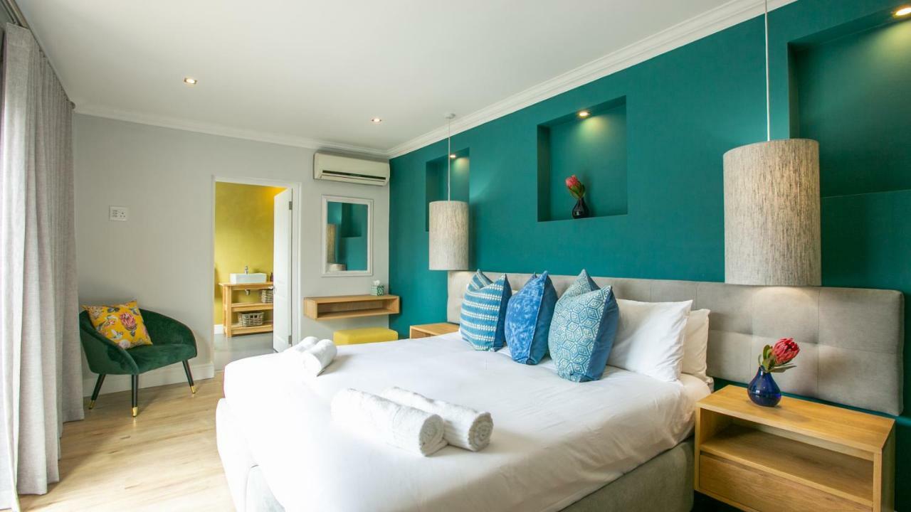 Hout & About Guest House Hout Bay Exterior foto